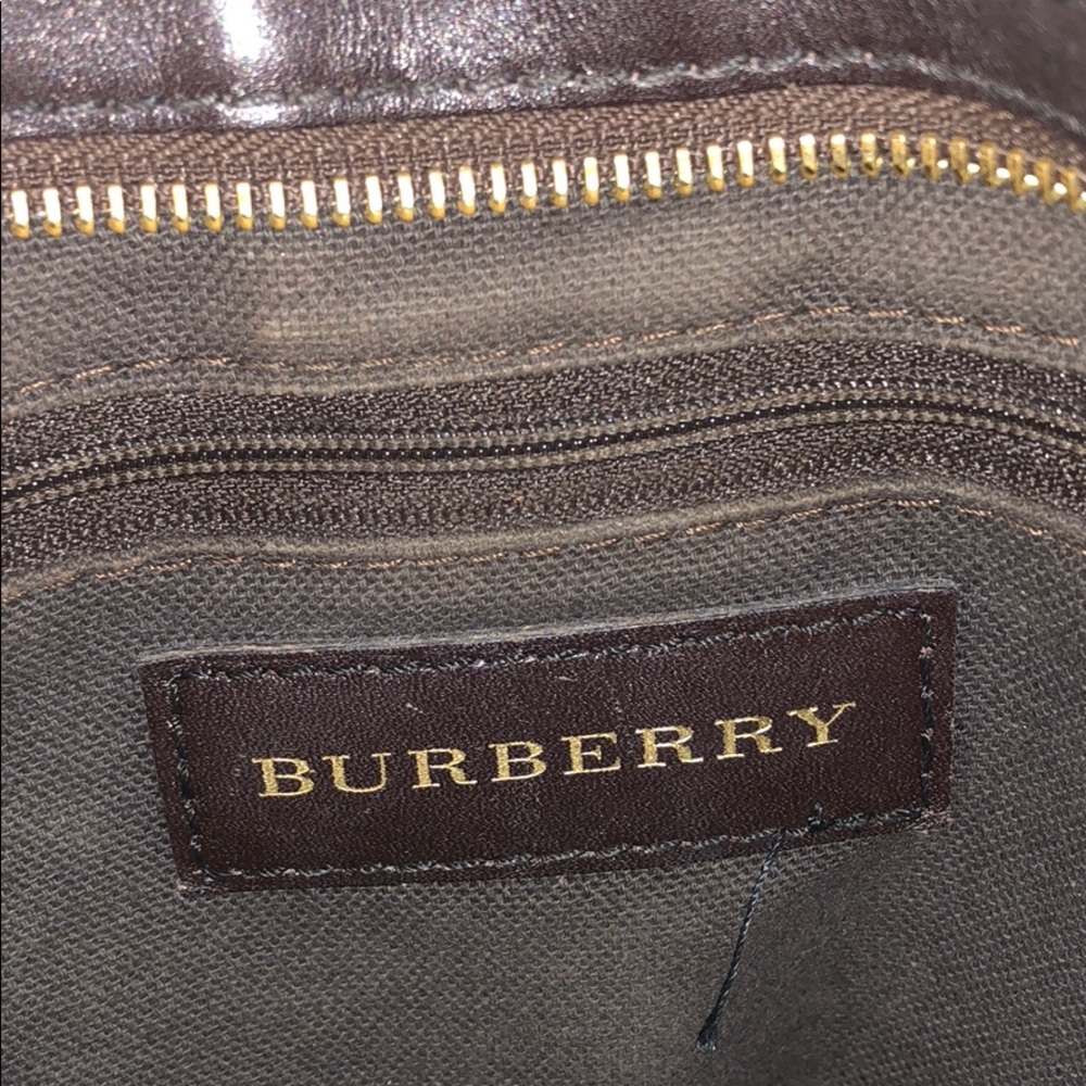 Authentic Burberry Crossbody Shoulder bag - Picture 6 of 8